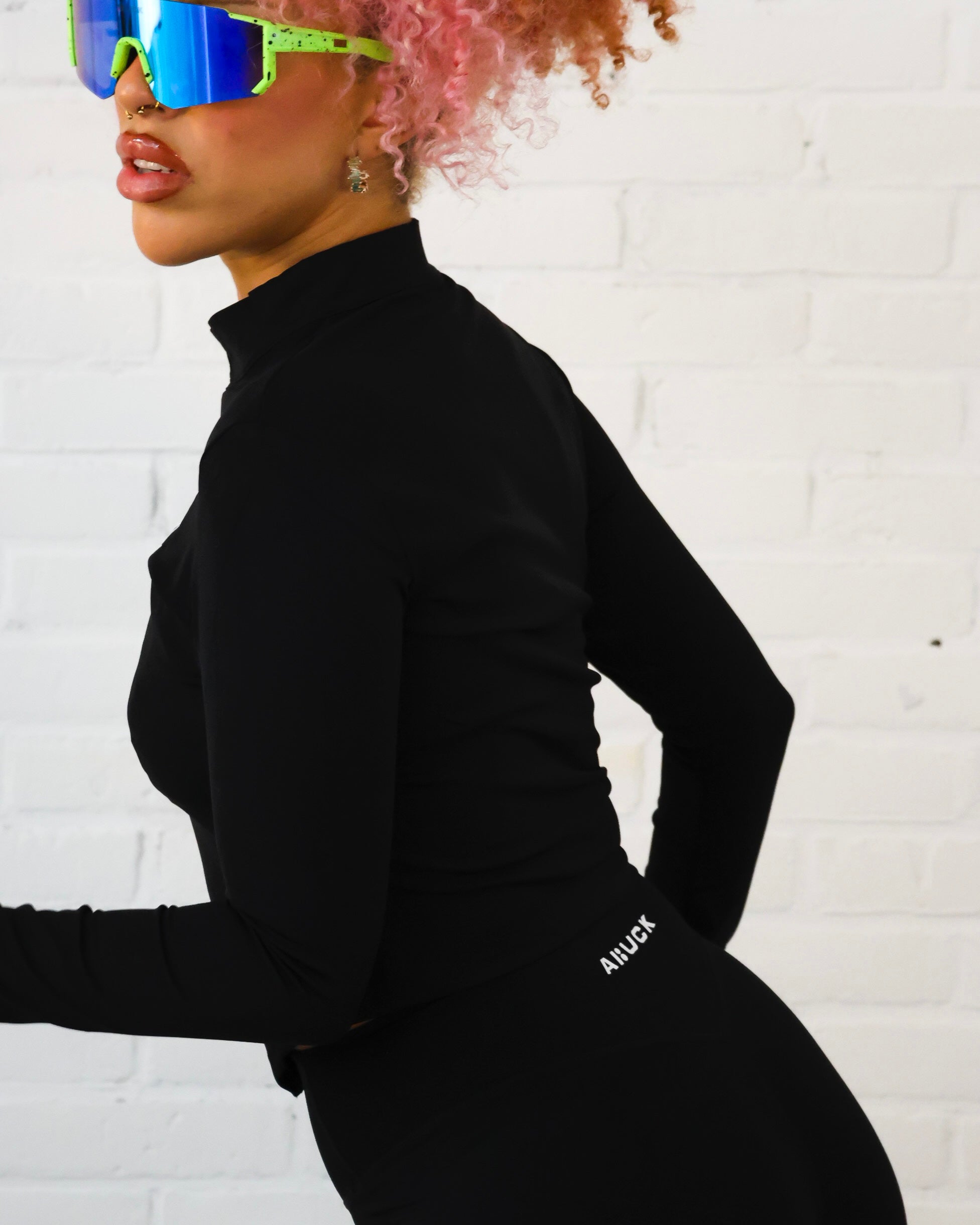 Vital Zip Up Top Black